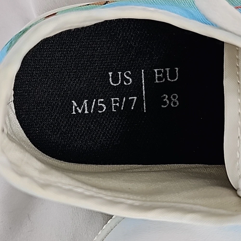 Crazy Campaholic Shoes - Picture 7 of 7